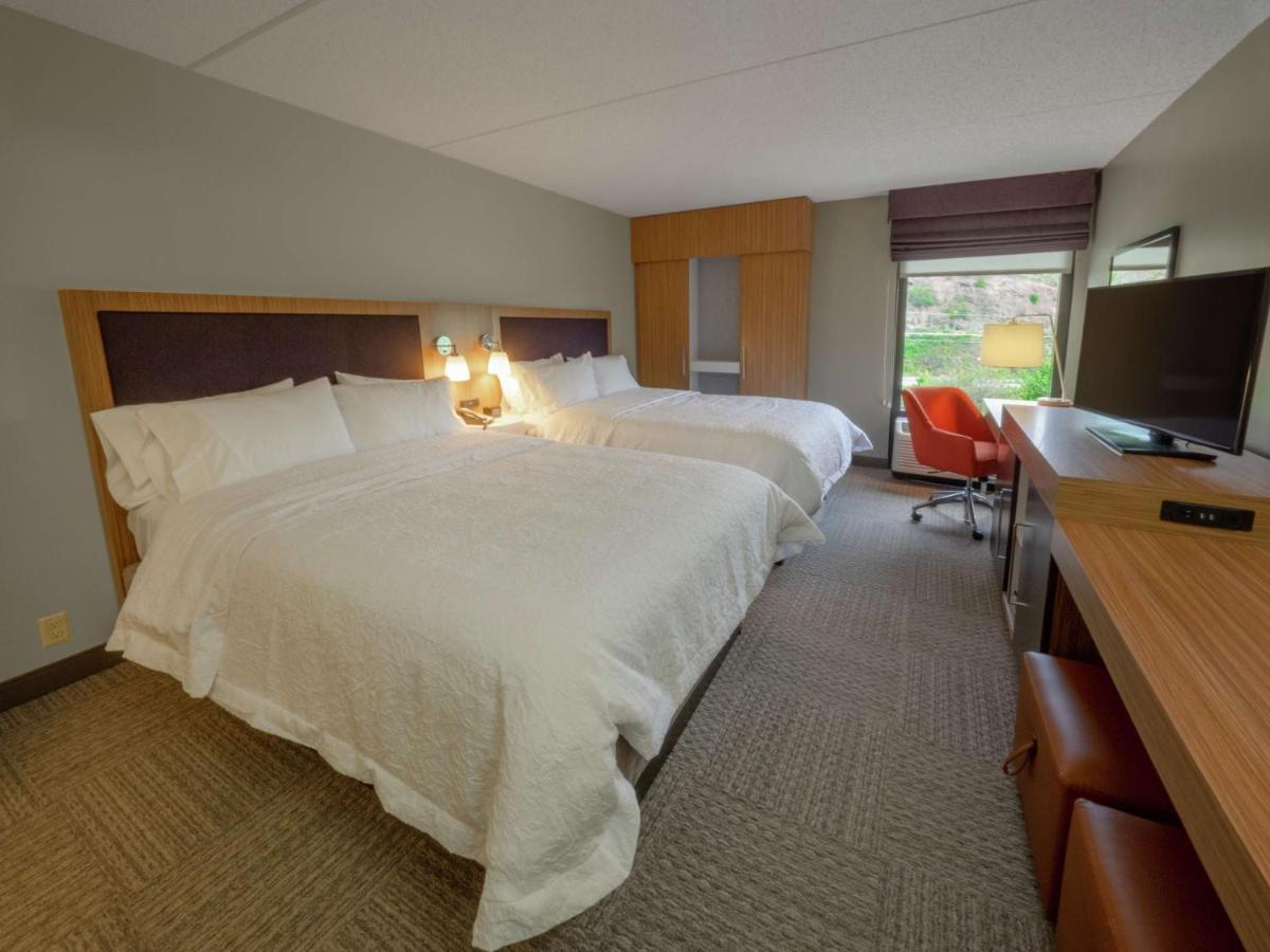 Hampton Inn Hazleton Exterior foto