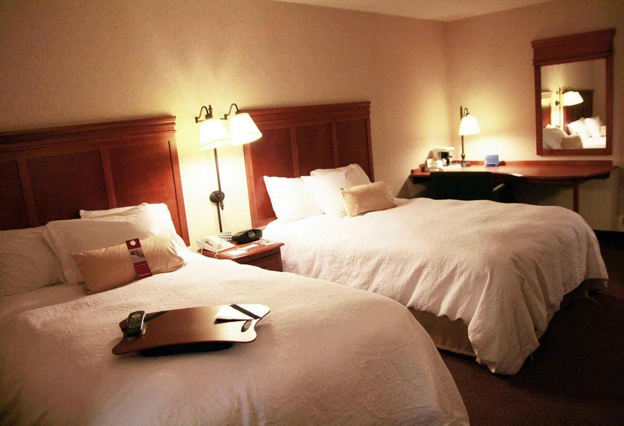 Hampton Inn Hazleton Habitación foto